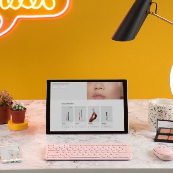 Logitech K380 Multi-Device Bluetooth Keyboard - Picture 2 of 5